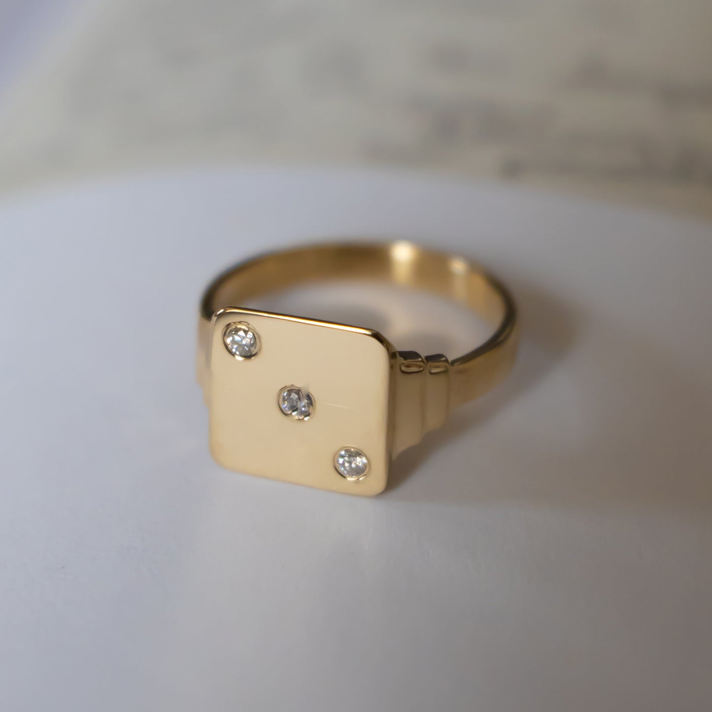 Keepsake Dice Signet Ring - 14k yellow gold - Futaba Hayashi