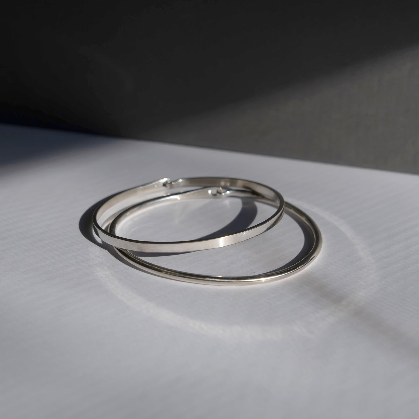 Minimalist Band Bracelet Skinny Round - Sterling Silver - Futaba Hayashi