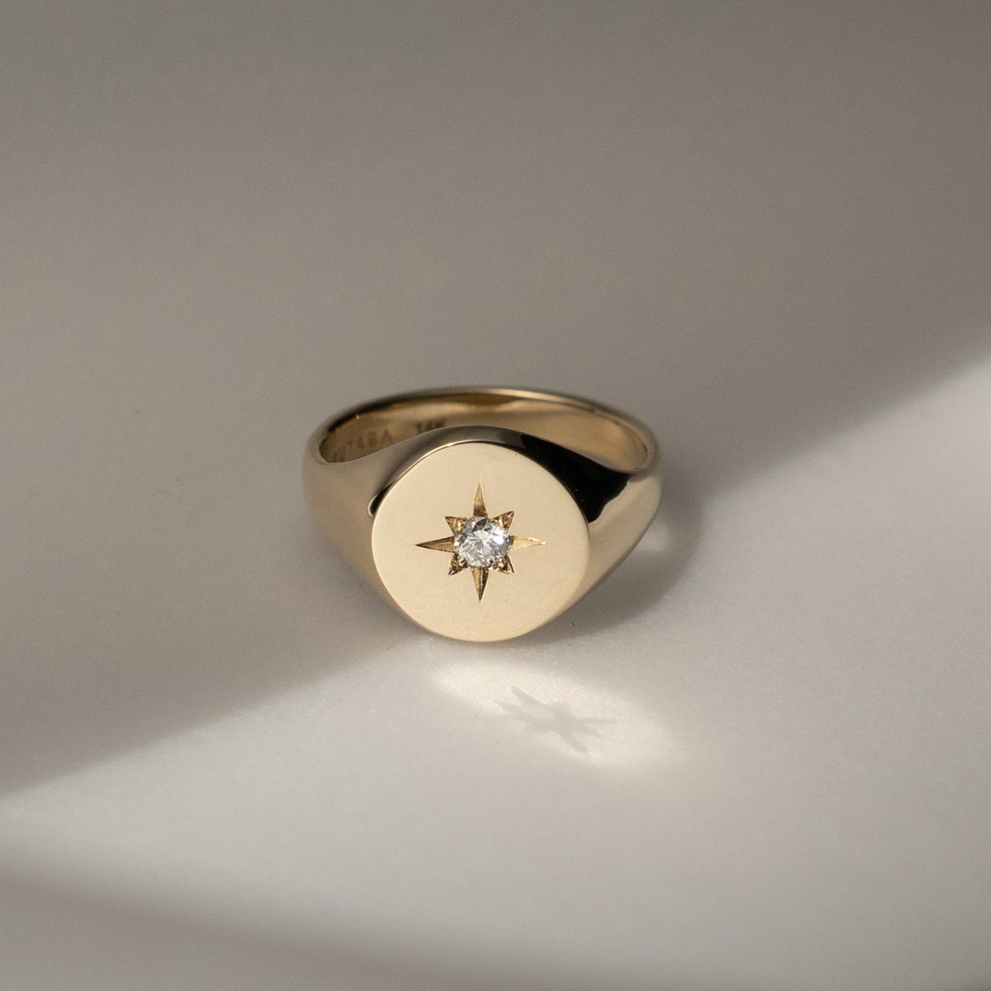 North Star Round Signet Ring - 14K Yellow Gold - Futaba Hayashi