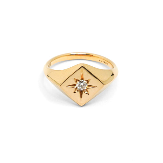 North Star Signet Ring with White Diamond - Futaba Hayashi