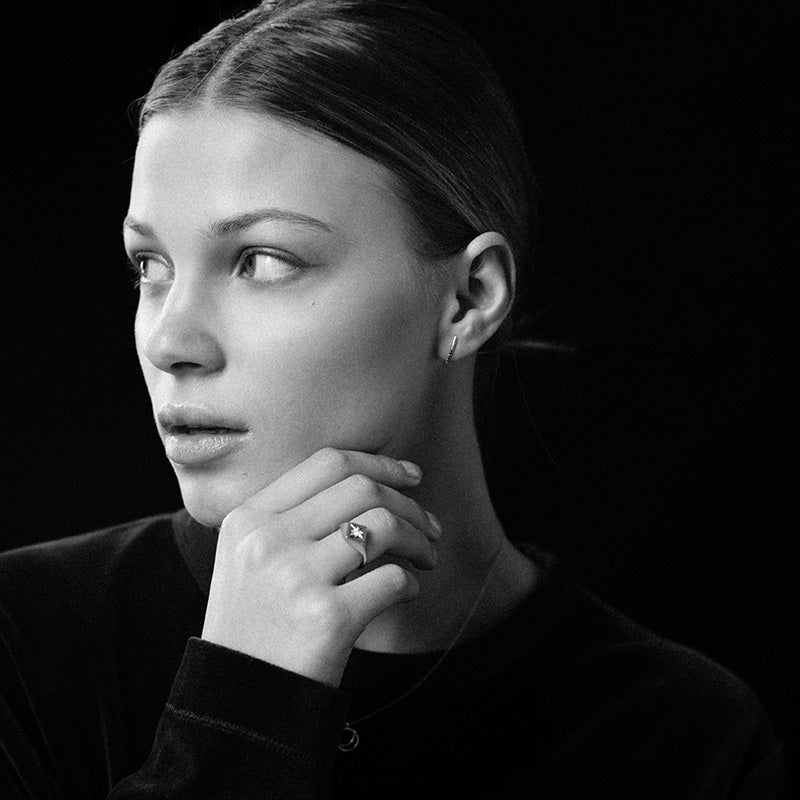 Balance Hook Earring 14K Yellow Gold - Single - Futaba Hayashi