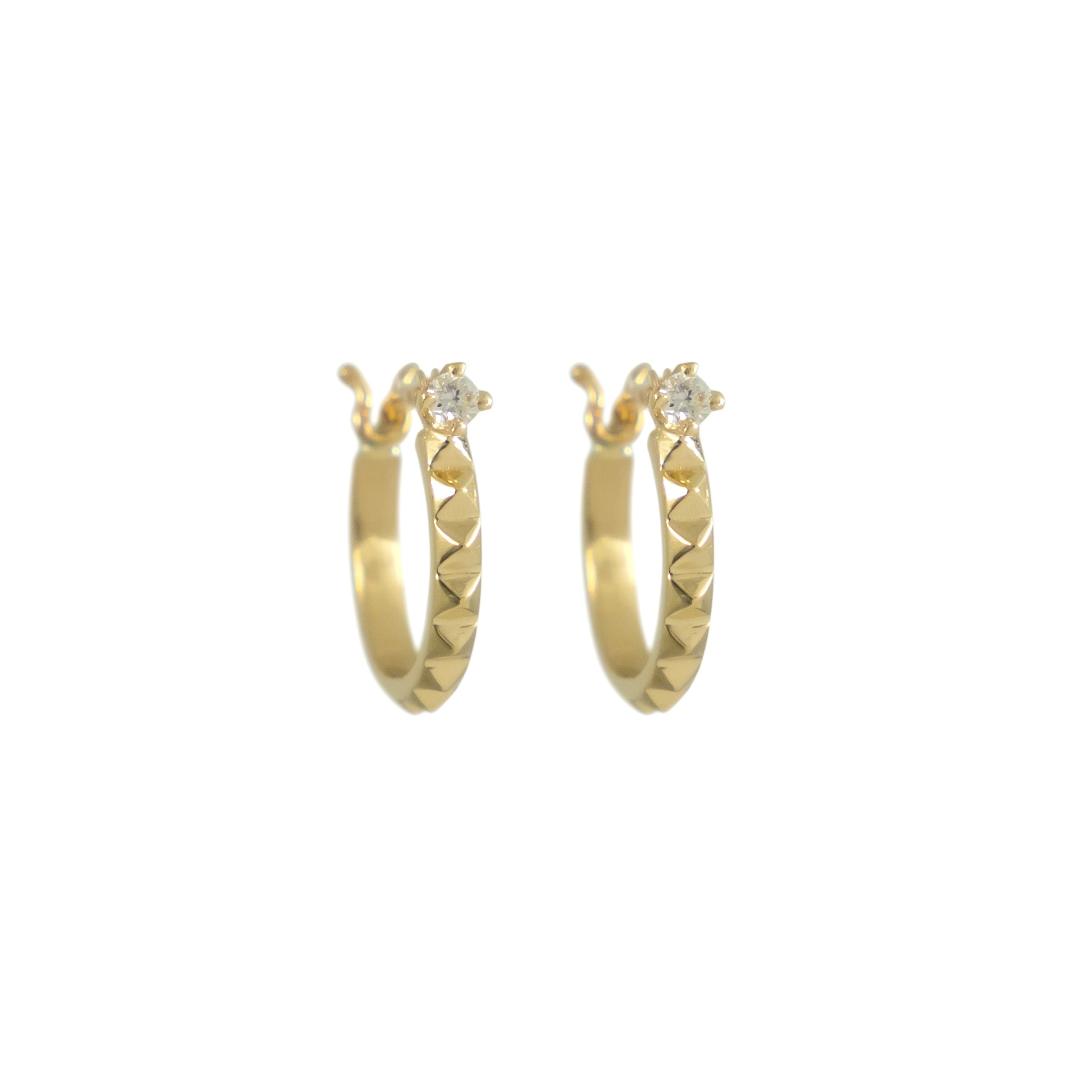 Buy Caratlane Beloved Heart Hoop Earrings on Snapdeal | PaisaWapas.com